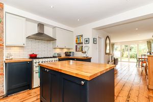 Photo 17- click for photo gallery